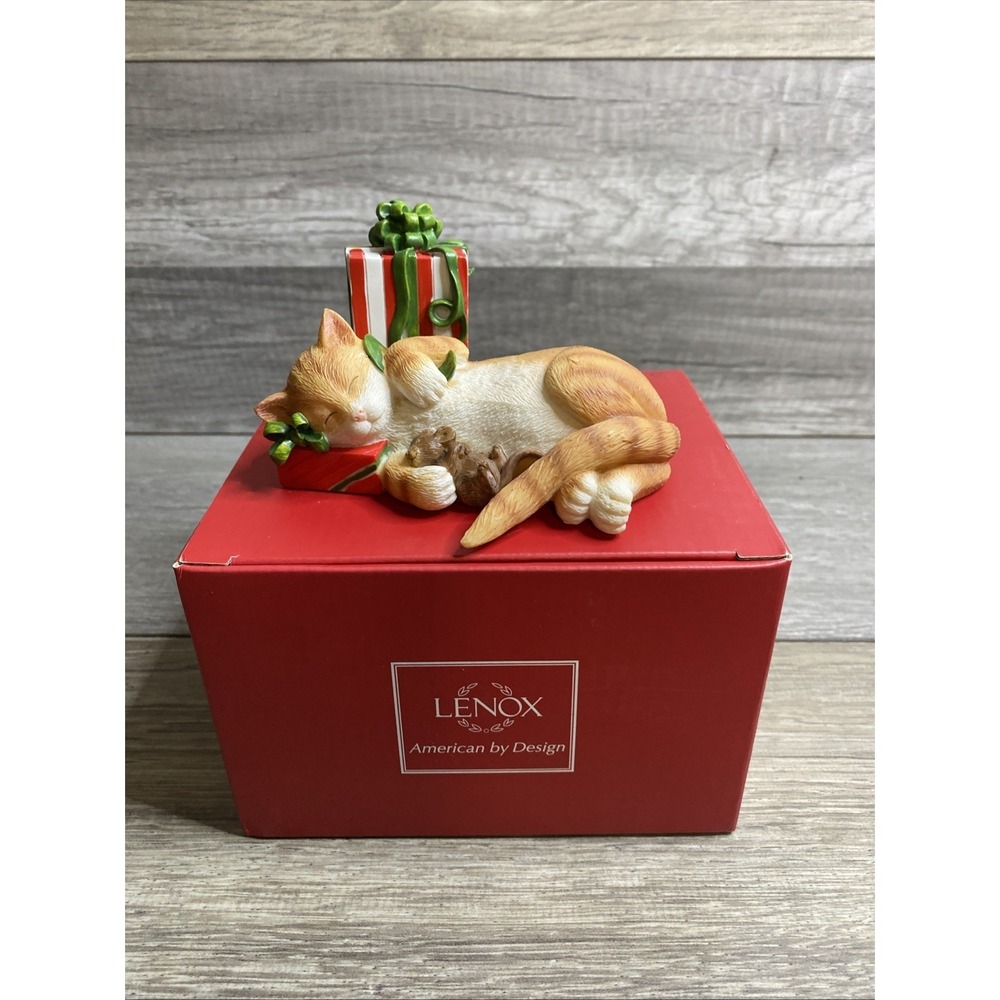 LENOXโ KITTY'S CHRISTMAS NAP FIGURINE with Box